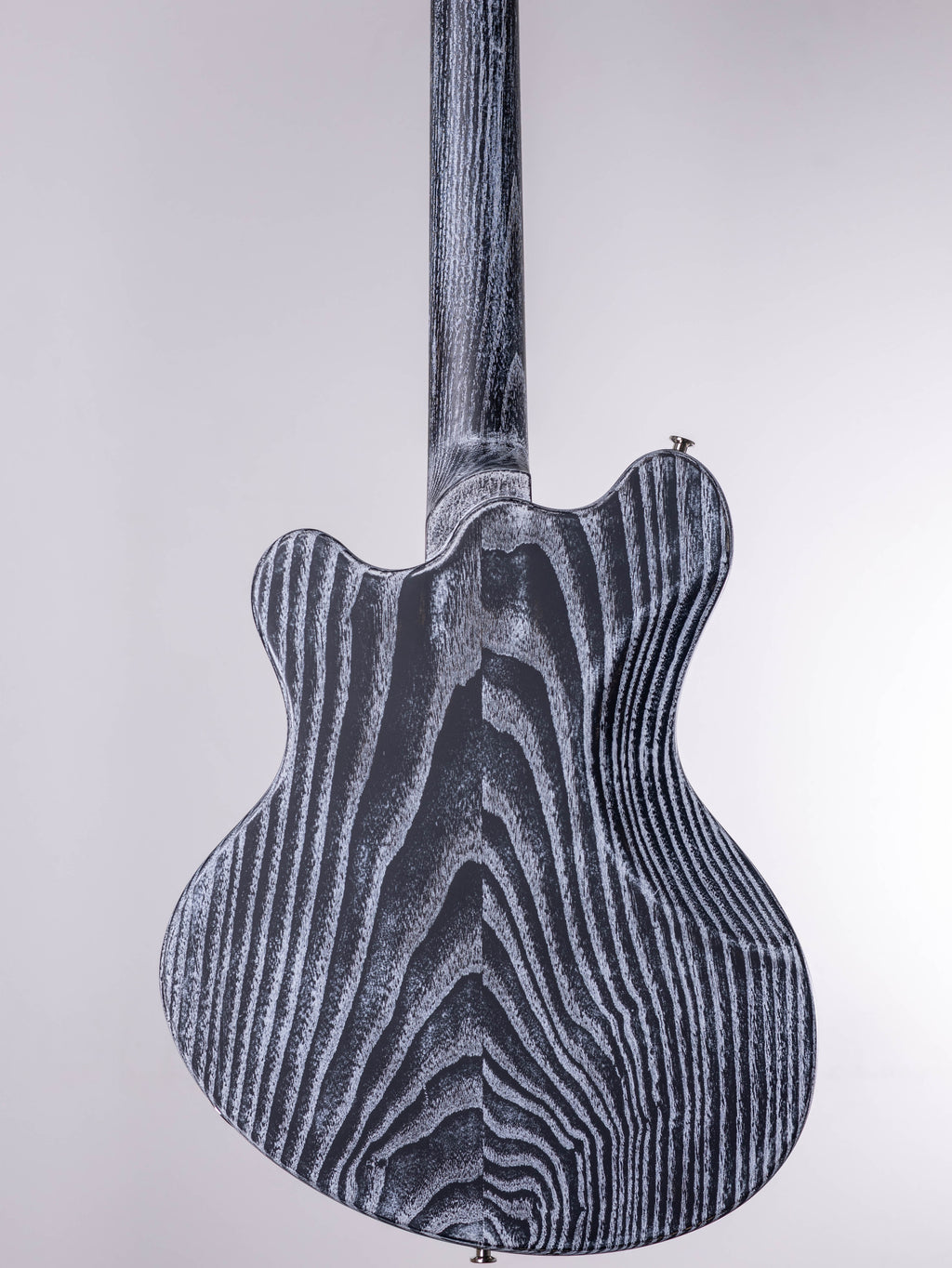 Blair Open Pore Black and White