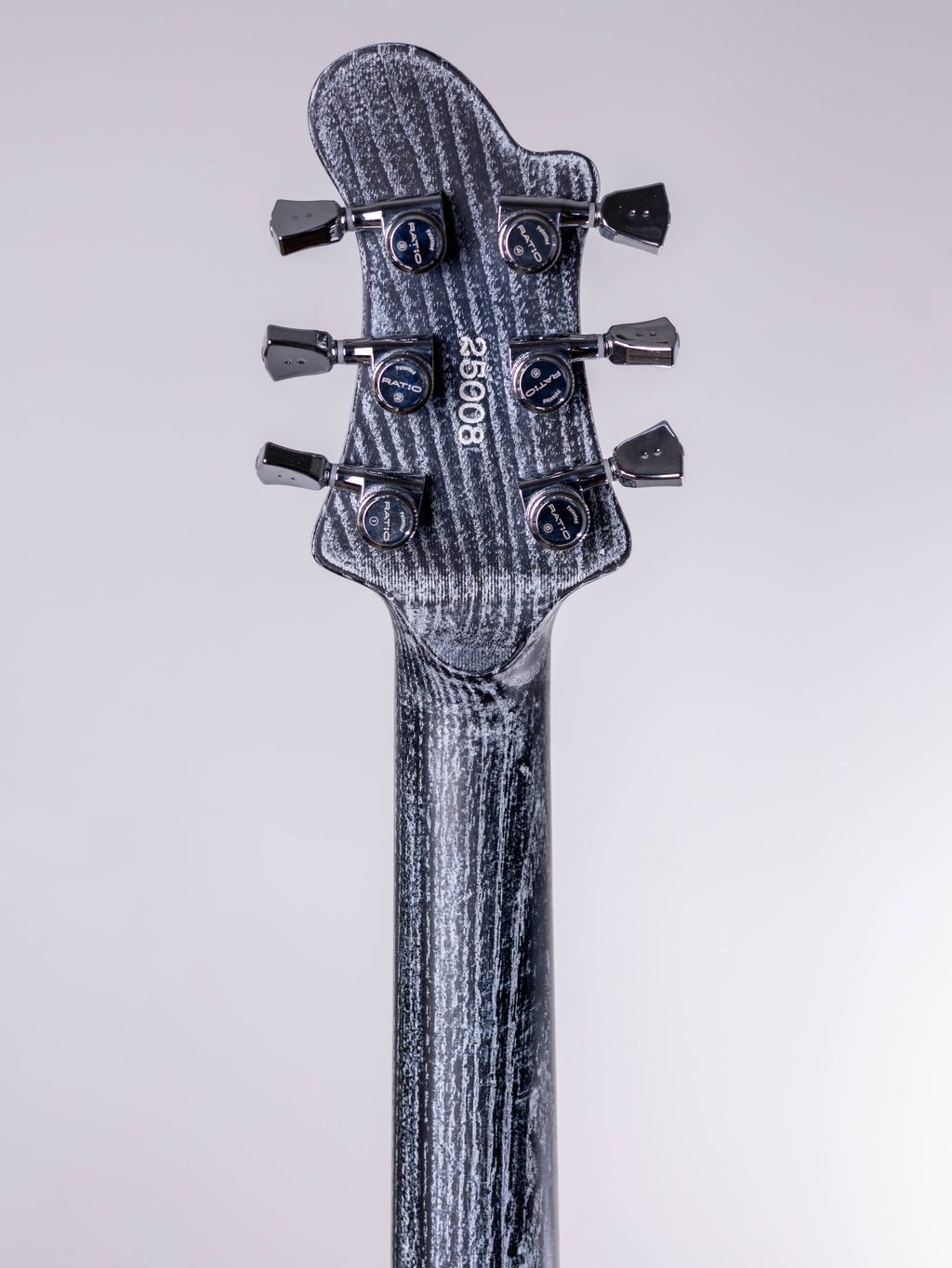 Blair Open Pore Black and White