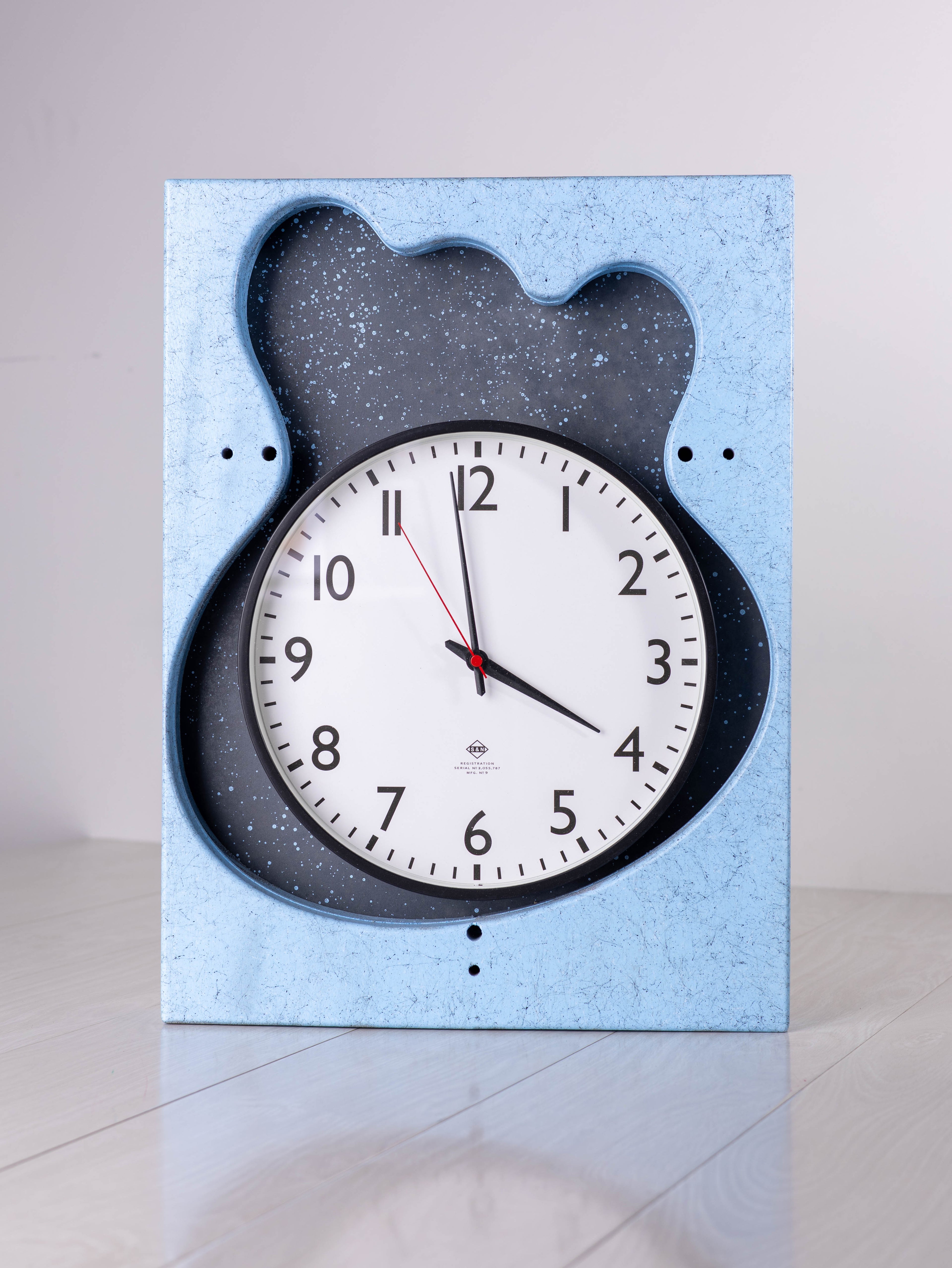 Mahogany Guitar Body Clock