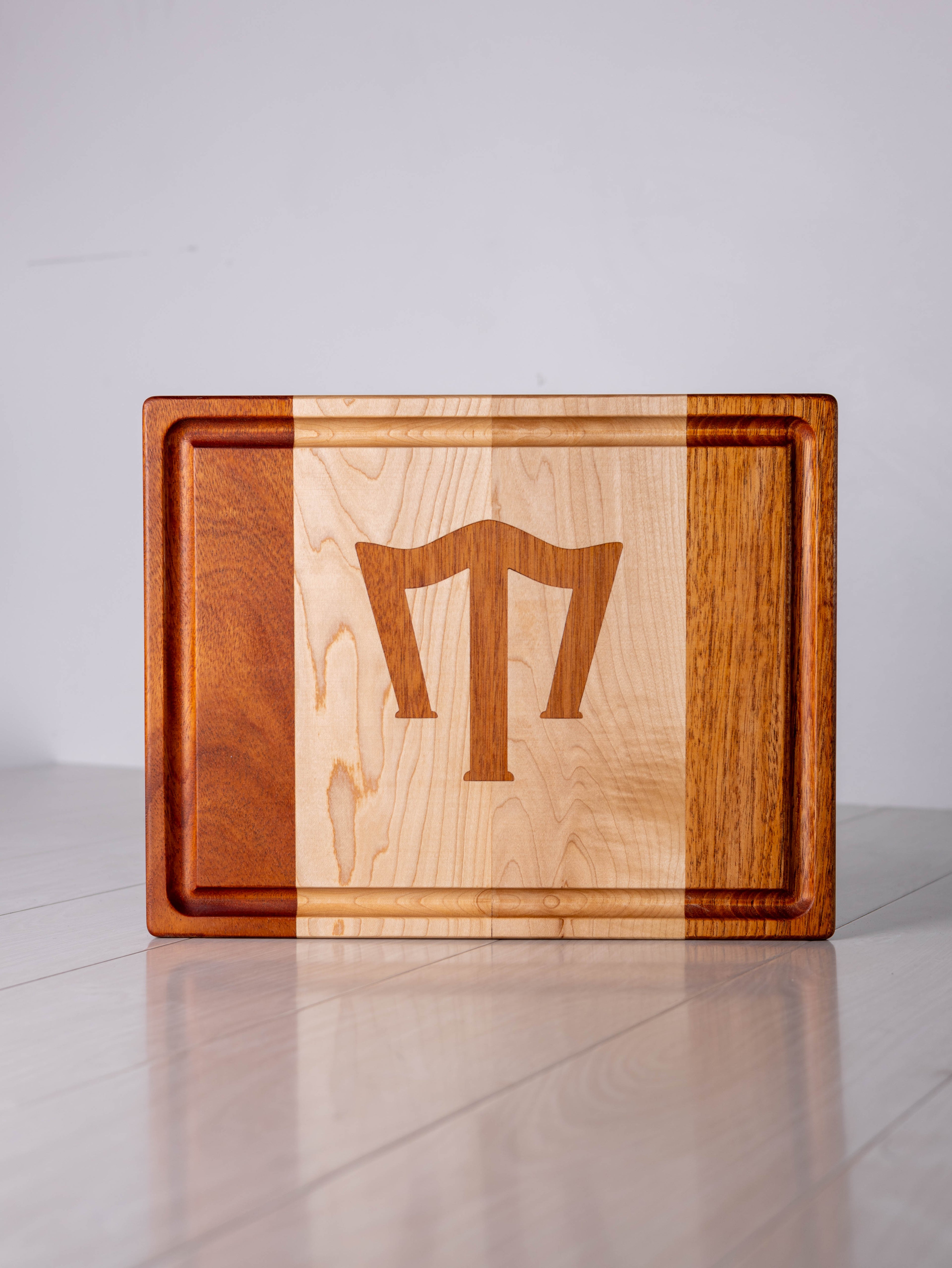 Mahogany / Maple w/ Mahogany inlay Cutting Board