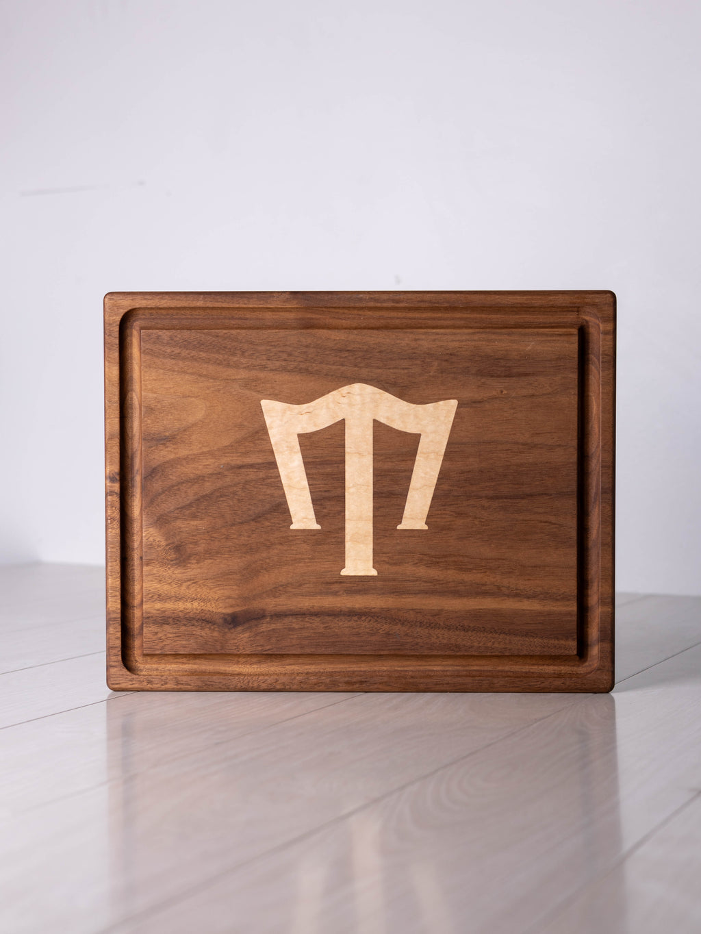 Walnut w/ Maple inlay Cutting Board