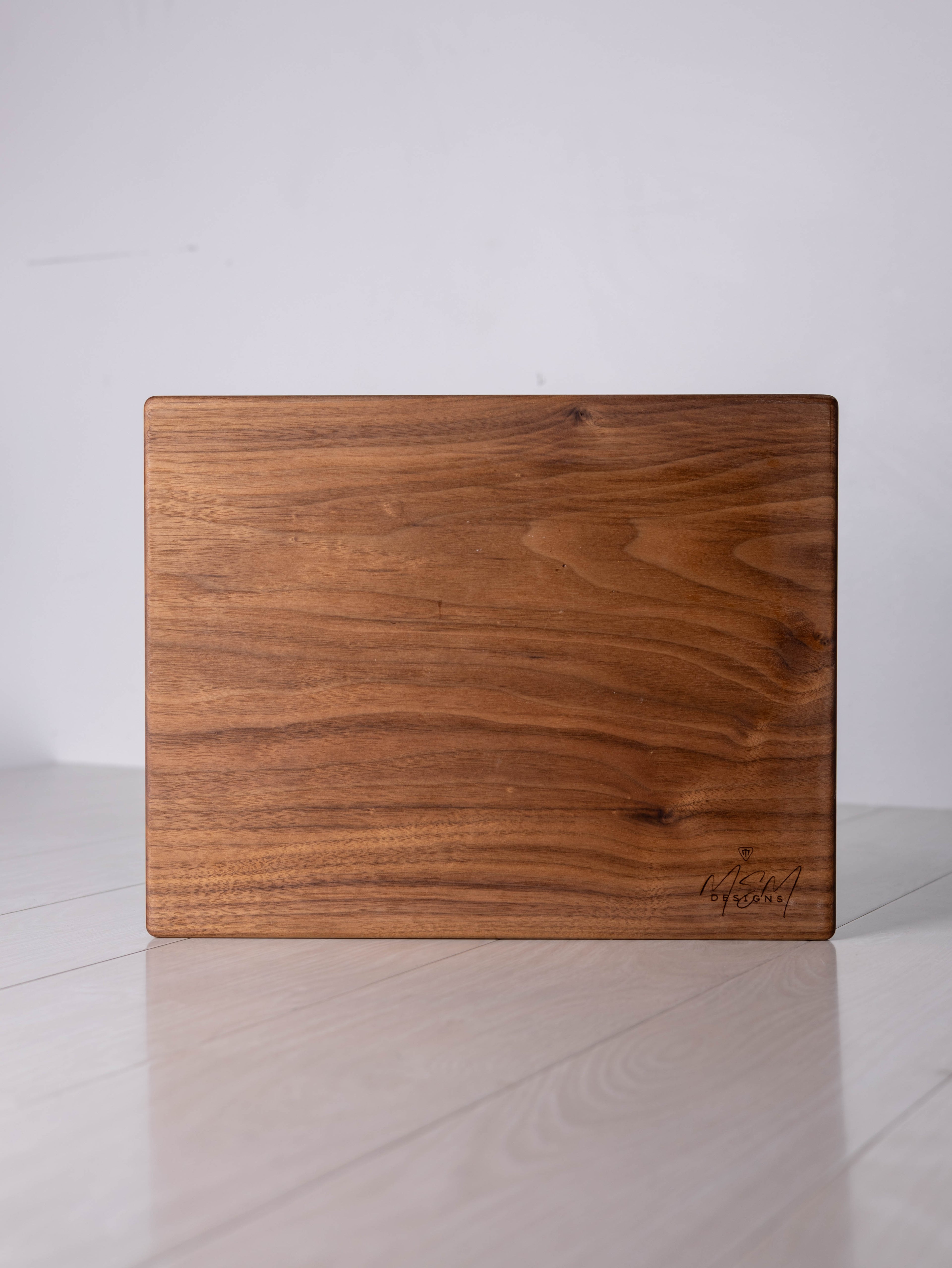 Walnut w/ Maple inlay Cutting Board