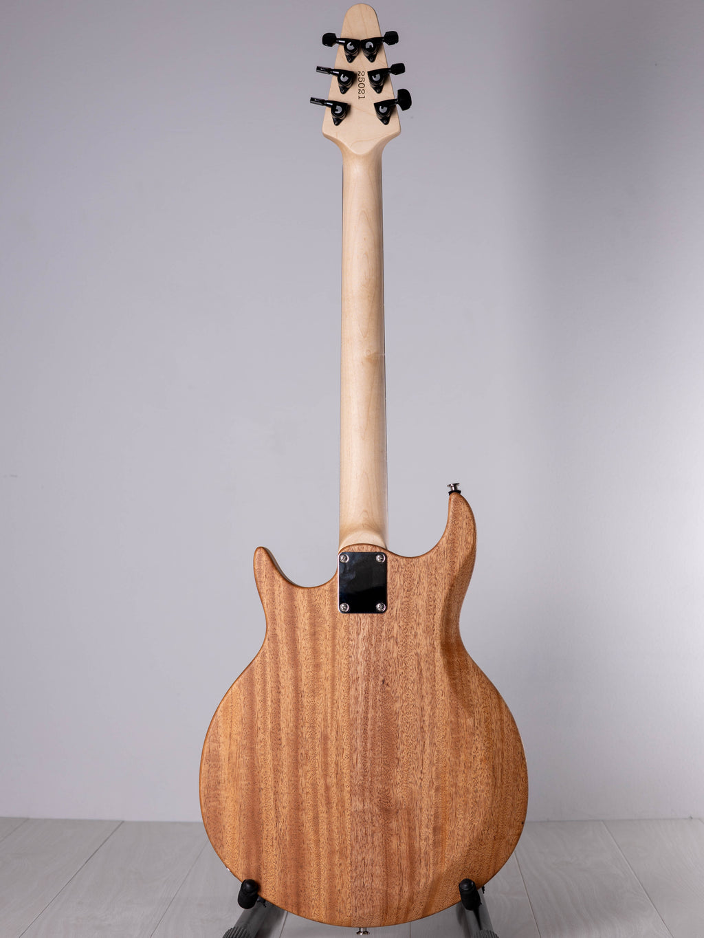 Mahogany Pinstripe Gripper